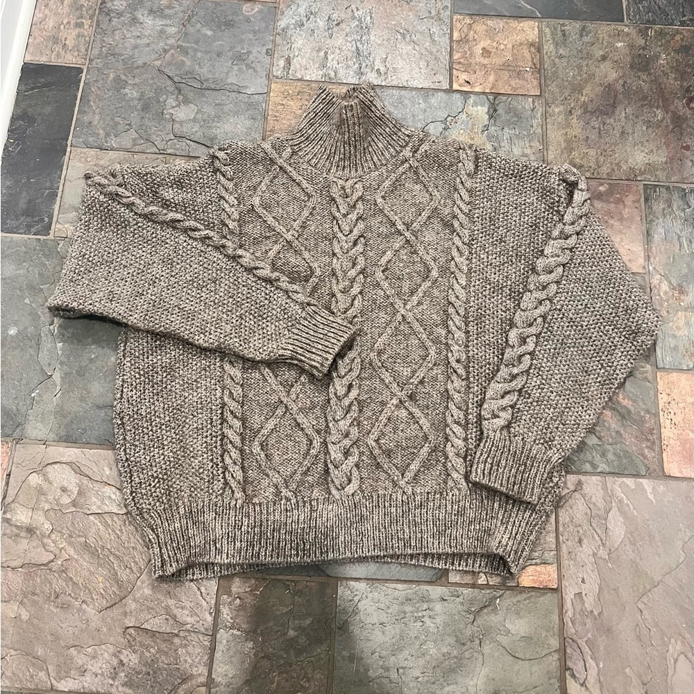 Skall Studio Magda sweater. Size M/L. 100% wool